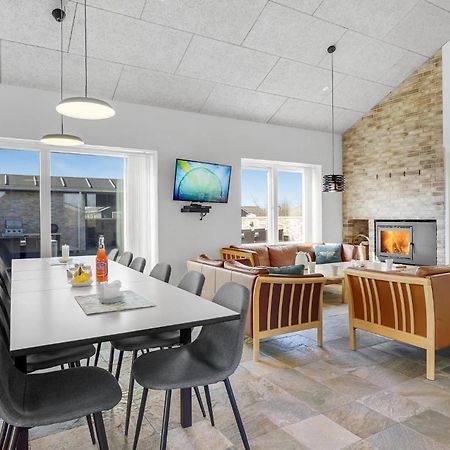 Nice Home In Tarm With Kitchen Esterno foto