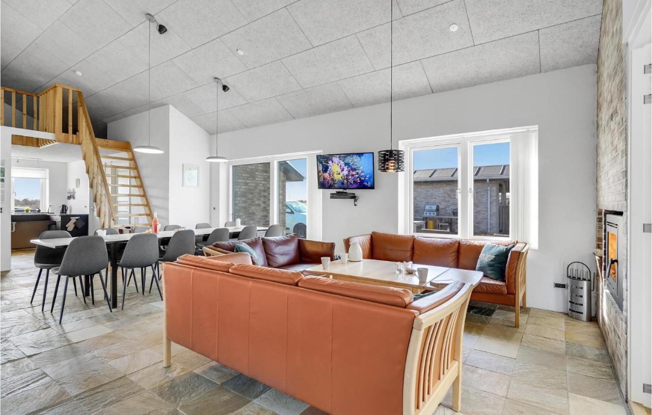 Nice Home In Tarm With Kitchen Esterno foto
