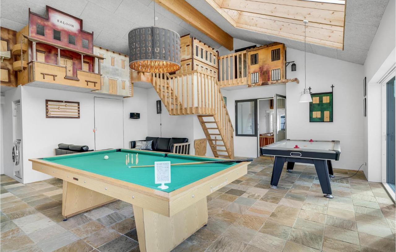 Nice Home In Tarm With Kitchen Esterno foto
