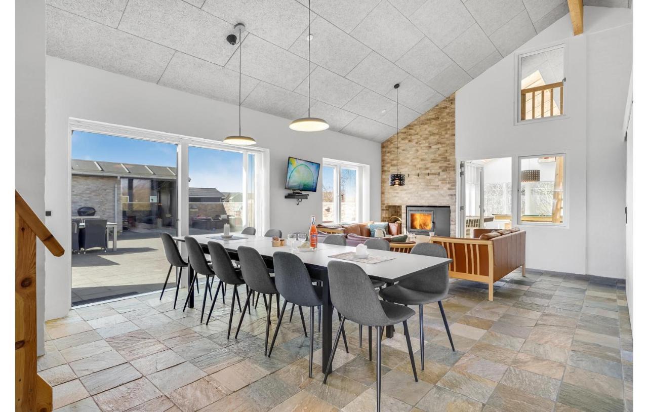 Nice Home In Tarm With Kitchen Esterno foto